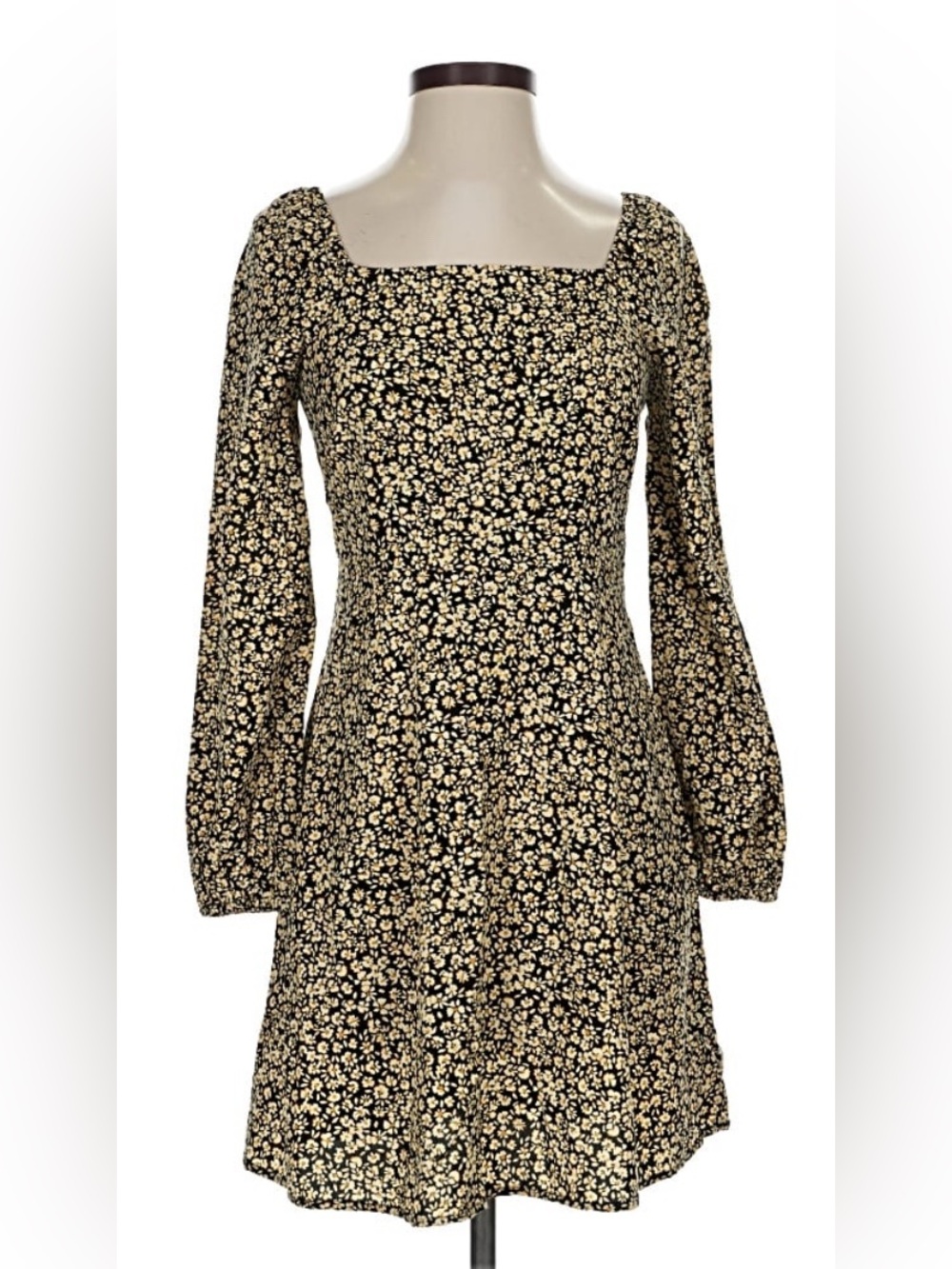 GAP Black Shift Dress with Cream Floral Print and Puff Sleeves